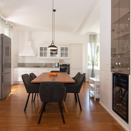 איזולה Villa Beatrice By Locap Group מראה חיצוני תמונה