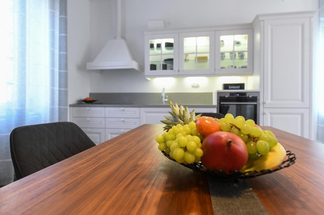 איזולה Villa Beatrice By Locap Group מראה חיצוני תמונה
