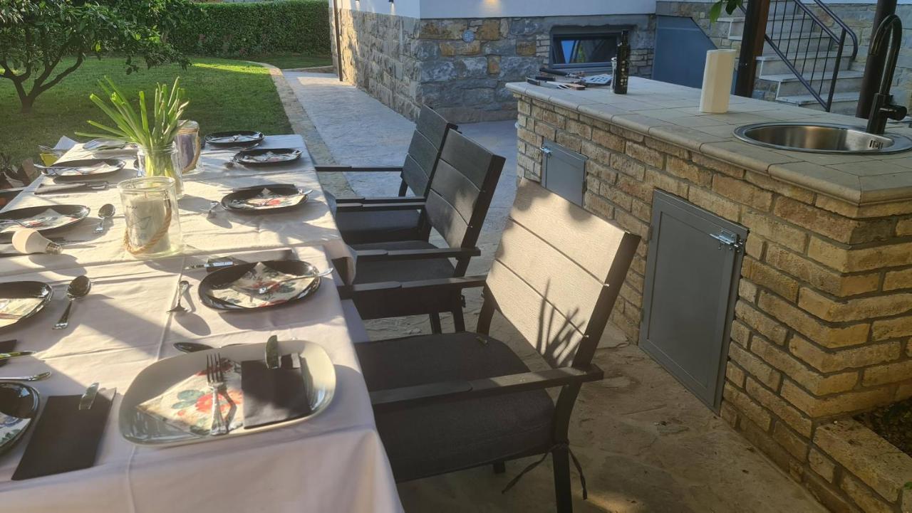 איזולה Villa Beatrice By Locap Group מראה חיצוני תמונה