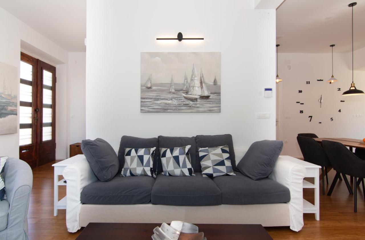 איזולה Villa Beatrice By Locap Group מראה חיצוני תמונה